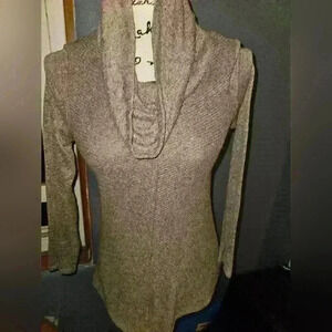 By & By Womans Top Size XS